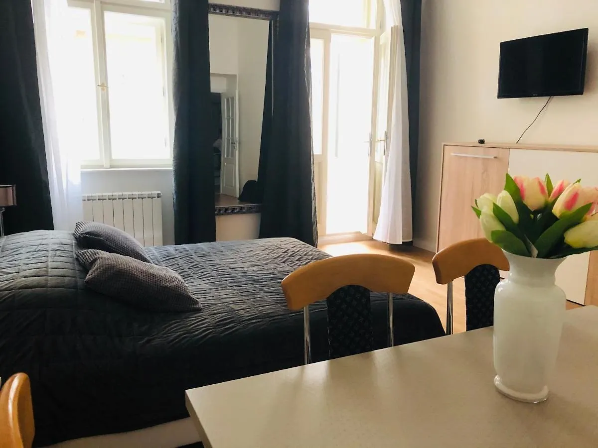 Modern Cozy Apartment In Central Praha Česká republika